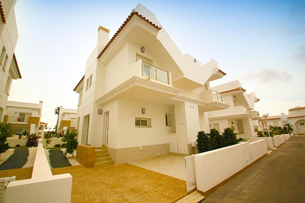 Luxury Bungalow Allegra 43 With Ac And Pool Ciudad Quesada Esterno foto